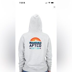 AFTCO Light Gray Hoodie with Vibrant Logo
Excellent condition. Worn once